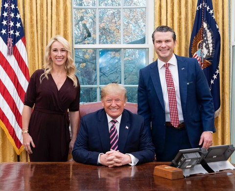 Pete Hegseth của Fox News được ông Trump chọn làm bộ trưởng Quốc phòng có  gì đặc biệt? - Tuổi Trẻ Online