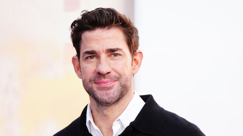 John Krasinski phải làm việc nhà nhiều hơn vì danh hiệu người đàn ông quyến rũ nhất thế giới - Ảnh 1. John Krasinski phải làm việc nhà nhiều hơn vì danh hiệu người đàn ông quyến rũ nhất thế giới - Ảnh 1.