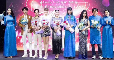 Quang Dũng, Phương Thanh hát gây quỹ giúp người nghèo Khánh Hòa trong Quê hương biển gọi - Ảnh 1. Quang Dũng, Phương Thanh hát Quê hương biển gọi giúp người nghèo Khánh Hòa - Ảnh 1.