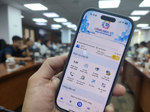 TP.HCM ra mắt ứng dụng Công dân số - Ảnh 1. TP.HCM ra mắt app Công dân số, người dân có thể gửi phản ánh, tra hồ sơ - Ảnh 1.