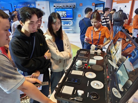 Đến xem nhà máy AI tại ngày hội FPT Techday - Ảnh 3. Đến xem nhà máy AI tại ngày hội FPT Techday - Ảnh 3.