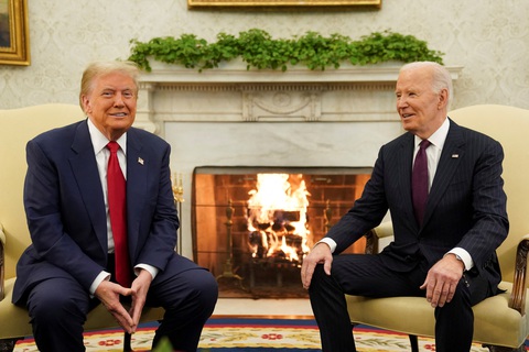 Ông Trump và ông Biden cam kết chuyển giao quyền lực trong hòa bình - Ảnh 1. Ông Trump và ông Biden cam kết chuyển giao quyền lực trong hòa bình - Ảnh 1.
