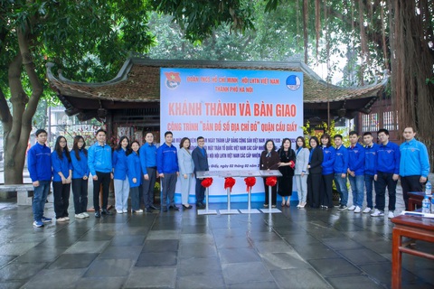 Xây dựng người Hà Nội thanh lịch văn minh phải bắt đầu từ những người trẻ - Ảnh 7. Xây dựng người Hà Nội thanh lịch, văn minh phải bắt đầu từ những người trẻ - Ảnh 7.
