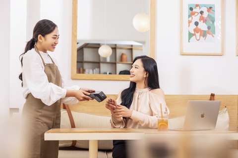 Triển khai giải pháp nhận thanh toán qua POS cho tiểu thương, hộ kinh doanh - Ảnh 1.