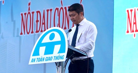 Tai nạn giao thông để lại nỗi đau lớn, TP.HCM phát động đi chậm vì tương lai - Ảnh 4.