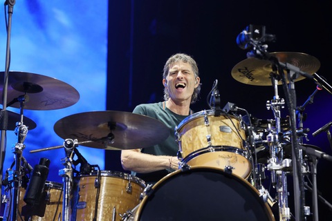 Khán giả vỗ tay, hòa giọng suốt đêm nhạc cùng Michael Learns To Rock - Ảnh 4. Khán giả vỗ tay, hòa giọng suốt đêm nhạc cùng Michael Learns To Rock - Ảnh 4.