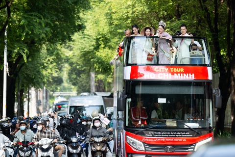 Thanh Thủy nói lý do đăng quang Hoa hậu Quốc tế 2024 - Ảnh 5. Thanh Thủy nói lý do đăng quang Hoa hậu Quốc tế 2024 - Ảnh 6.