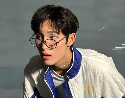 Tin tức giải trí 19-11: Triệu Vy nộp phạt; Wren Evans gây sốt; Rosé BlackPink thành công là nhờ BTS? - Ảnh 3. Tin tức giải trí 19-11: Triệu Vy nộp phạt; Rosé BlackPink thành công là nhờ BTS? - Ảnh 3.