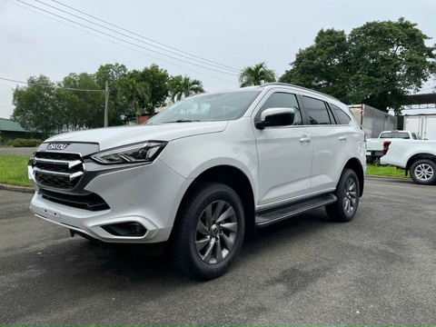 Loạt xe nhập khẩu giảm giá cả trăm triệu đấu ô tô lắp ráp đang 'chạy trước bạ': Nhiều mẫu giảm trên 200 triệu, nhảy xuống cạnh tranh cả xe nhóm dưới- Ảnh 11. Tin tức giá xe: Xe nhập khẩu giảm giá lớn, nhiều mẫu hạ hơn 200 triệu - Ảnh 11.