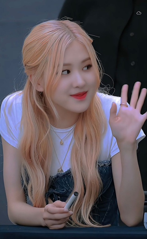Taylor Swift chủ động cho số điện thoại và ngỏ lời giúp đỡ Rosé (BlackPink) - Ảnh 3.