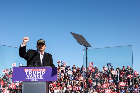 Ông Trump vẫn nợ nhiều bang ở Mỹ hơn triệu USD - Ảnh 1. Ông Trump nợ các thành phố ở Mỹ gần 2 triệu USD - Ảnh 1.