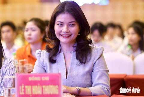 Tiếp sức đến trường 19 tỉnh phía Bắc: Đau xót đi học bằng tiền viếng mẹ, nhưng tin vào tương lai! - Ảnh 15. Tiếp sức đến trường 19 tỉnh phía Bắc: Đau xót đi học bằng tiền viếng mẹ, nhưng tin vào tương lai! - Ảnh 17.