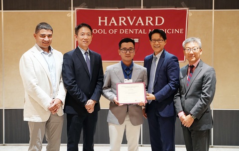 Giảng viên ĐH Harvard tham gia đào tạo khóa học của ĐH Duy Tân - Ảnh 1.