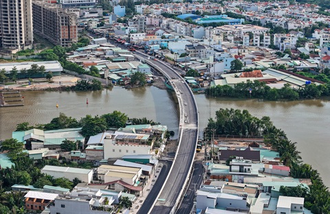 Tin tức sáng 21-11: Ngân hàng dồn dập tăng lãi suất tiết kiệm; Tính trợ cấp thất nghiệp như nào? - Ảnh 7.