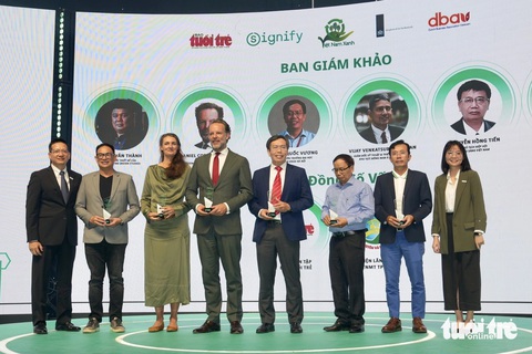 Trao 23 giải thưởng Chuyển đổi chiếu sáng xanh hướng tới Net Zero - Ảnh 5. Giải pháp chiếu sáng Hồ Con Rùa đoạt giải nhất Chuyển đổi chiếu sáng xanh hướng tới Net Zero - Ảnh 5.