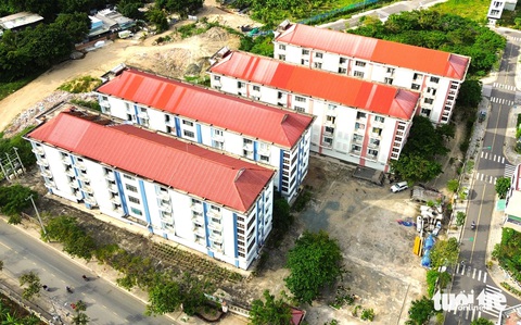 Đã xác định 'số phận' của khu ký túc xá sinh viên Nha Trang bị bỏ hoang - Ảnh 1. Sửa sang lại khu ký túc xá sinh viên Nha Trang sau thời gian bị bỏ hoang - Ảnh 1.