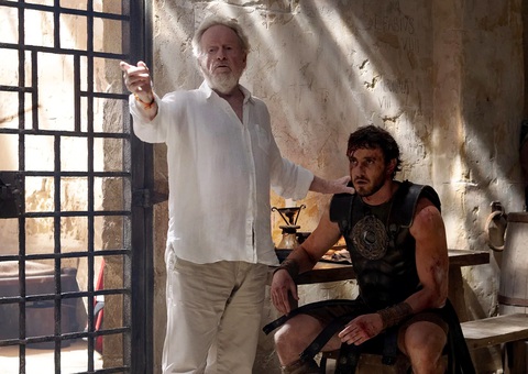Gladiator 2: 'Các người đã thấy giải trí hay chưa?' - Ảnh 2. Gladiator 2: 'Các người đã thấy giải trí hay chưa?' - Ảnh 5.