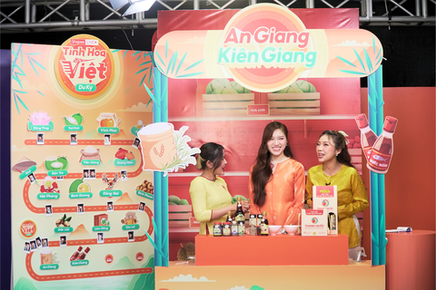 Đặc sản đồng bằng sông Cửu Long ‘gây sốt’ phiên livestream trên Shopee - Ảnh 1. Đặc sản đồng bằng sông Cửu Long ‘gây sốt’ phiên livestream trên Shopee - Ảnh 1.