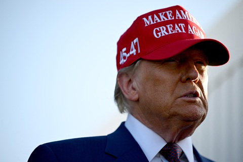 Tòa cho phép ông Trump nộp đơn bác bỏ vụ chi tiền 'bịt miệng' - Ảnh 1. Tòa cho phép ông Trump nộp đơn bác bỏ vụ chi tiền 'bịt miệng' - Ảnh 1.