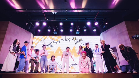 Fan meeting nghệ sĩ: cháy vé, sập web và những 'dịch vụ' muôn màu muôn vẻ - Ảnh 2. Nghệ sĩ họp fan: cháy vé, sập web và những 'dịch vụ' muôn màu muôn vẻ - Ảnh 2.