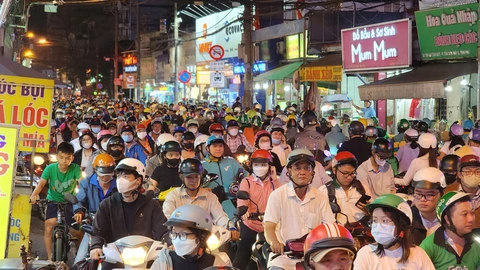 Kẹt xe triền miên ở Tân Kỳ Tân Quý - Trường Chinh, TP.HCM: bao giờ 'dễ thở' hơn? - Ảnh 1. Kẹt xe triền miên ở Tân Kỳ Tân Quý - Trường Chinh, TP.HCM: bao giờ 'dễ thở' hơn? - Ảnh 1.