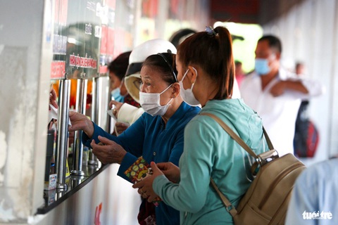 Tin tức sáng 25-11: Lãi suất liên ngân hàng đạt đỉnh 19 tháng - Ảnh 2. Tin tức sáng 25-11: Quốc hội xem xét 'siết' quảng cáo của nghệ sĩ, KOL - Ảnh 2.