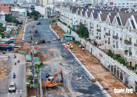 TP.HCM tiếp tục hối thúc giải ngân đầu tư công - Ảnh 1.