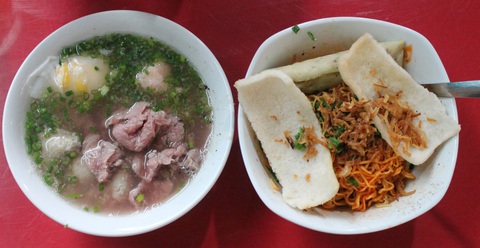 'Bún chửi' cô Huyền: Nghe chửi cũng vui mà - Ảnh 2. 'Bún chửi' cô Huyền: Nghe chửi cũng vui mà - Ảnh 2.