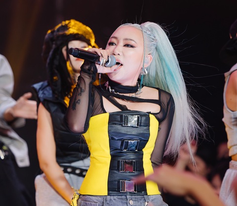 Đưa bolero vào rap Dangrangto vào vào chung kết Rap Việt; Queen B chiến thắng xứng đáng - Ảnh 2. Đưa bolero vào rap Dangrangto vào vào chung kết Rap Việt; Queen B chiến thắng xứng đáng - Ảnh 2.