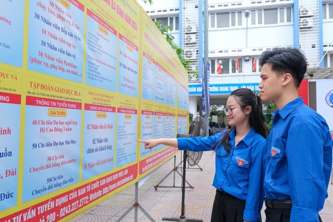 Thu nhập của người lao động tăng, đạt 8,5 triệu đồng/tháng - Ảnh 1. Thu nhập của người lao động tăng, bình quân 8,5 triệu đồng/tháng - Ảnh 1.