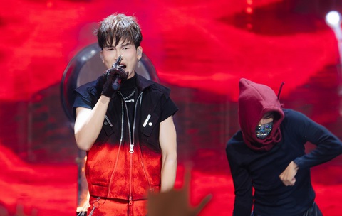 Đưa bolero vào rap Dangrangto vào vào chung kết Rap Việt; Queen B chiến thắng xứng đáng - Ảnh 3. Dangrangto đưa bolero vào chung kết Rap Việt; Queen B là siêu quái vật - Ảnh 6.
