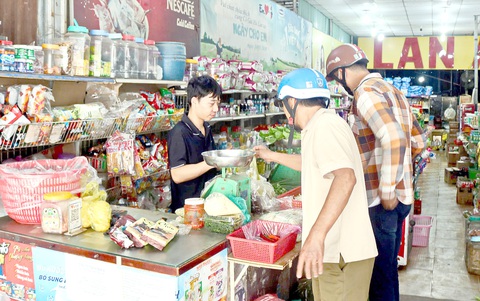 Điều chỉnh mức giảm trừ gia cảnh lạc hậu: Chờ đến 2027, người nộp thuế kiệt quệ rồi - Ảnh 6. Điều chỉnh mức giảm trừ gia cảnh lạc hậu: Chờ đến 2027, người nộp thuế kiệt quệ rồi - Ảnh 2.