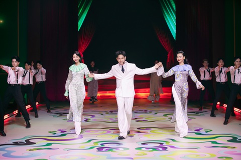 Song Luân, Kaity Nguyễn tái hiện cảnh phim Công tử Bạc Liêu trong sô thời trang của Thủy Nguyễn - Ảnh 1. Song Luân, Kaity Nguyễn tái hiện cảnh phim Công tử Bạc Liêu trong sô thời trang của Thủy Nguyễn - Ảnh 1.