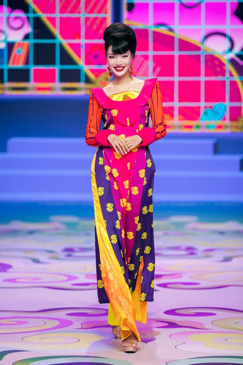 Song Luân, Kaity Nguyễn tái hiện cảnh phim Công tử Bạc Liêu trong sô thời trang của Thủy Nguyễn - Ảnh 4. Song Luân, Kaity Nguyễn tái hiện cảnh phim Công tử Bạc Liêu trong sô thời trang của Thủy Nguyễn - Ảnh 4.
