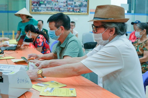 Lương hưu bình quân khoảng 7 triệu đồng/tháng - Ảnh 1. Lương hưu bình quân gần 7 triệu đồng/tháng, có người hưởng lương hưu hơn 124 triệu đồng/tháng - Ảnh 1.