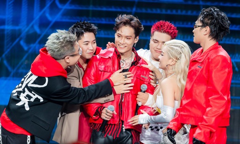 Rap Việt: Tranh cãi nón vàng B ray dành cho Tiêu Minh Phụng - Ảnh 2. Rap Việt: Tranh cãi nón vàng B ray dành cho Tiêu Minh Phụng - Ảnh 2.