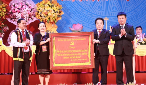 Các dân tộc thiểu số tỉnh Quảng Ngãi đoàn kết, chung sức hướng đến tương lai - Ảnh 3.