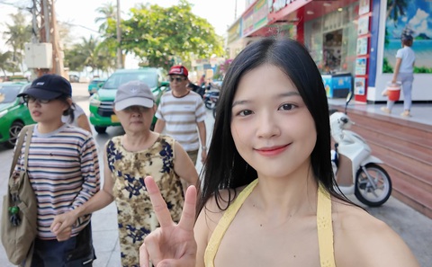 Suni Hạ Linh làm gì suốt 1 tháng qua? - Ảnh 1. Suni Hạ Linh làm gì suốt 1 tháng qua? - Ảnh 1.