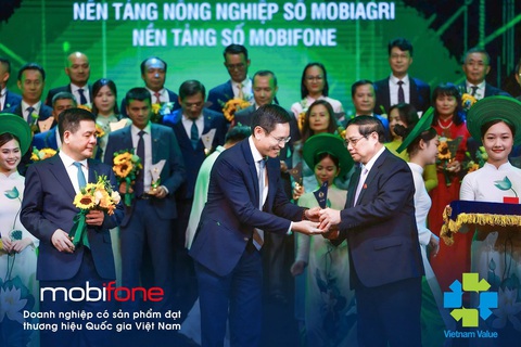 Năm thương hiệu sản phẩm đột phá của MobiFone được giải thưởng Thương hiệu quốc gia Việt Nam 2024 - Ảnh 2. Năm thương hiệu sản phẩm đột phá của MobiFone được giải thưởng Thương hiệu Quốc gia Việt Nam 2024 - Ảnh 2.