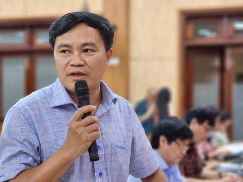 Bí thư Tỉnh ủy Quảng Ngãi đối thoại với ngư dân: Giải quyết thấu đáo các kiến nghị - Ảnh 3.