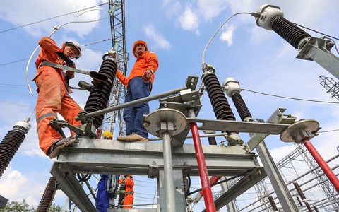 Bộ Công Thương kiến nghị loạt văn bản thi hành Luật Điện lực, có nghị định về năng lượng tái tạo - Ảnh 1. Bộ Công Thương kiến nghị nhiều văn bản thi hành Luật Điện lực, có nghị định về năng lượng tái tạo - Ảnh 1.