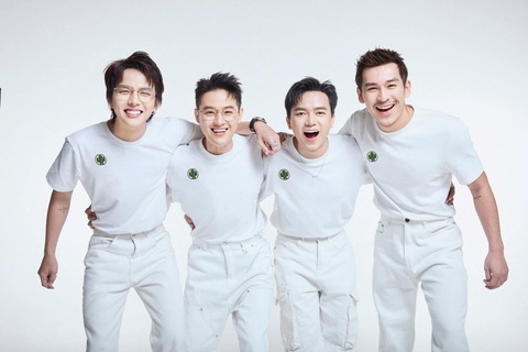 Đừng nghĩ showbiz Việt được như Hàn, Trung, Thái - Ảnh 2. Đừng nghĩ showbiz Việt được như Hàn, Trung, Thái - Ảnh 2.