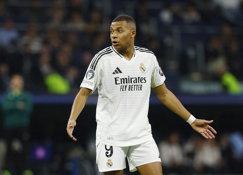 Mbappe tịt ngòi, Real Madrid lại thua ở Champions League - Ảnh 1.