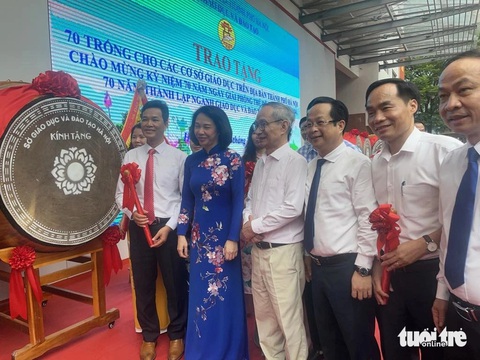 Hà Nội quyết tâm ‘dạy thật, học thật, thi thật, nhân tài thật’ - Ảnh 2. Hà Nội quyết tâm ‘dạy thật, học thật, thi thật, nhân tài thật’ - Ảnh 2.