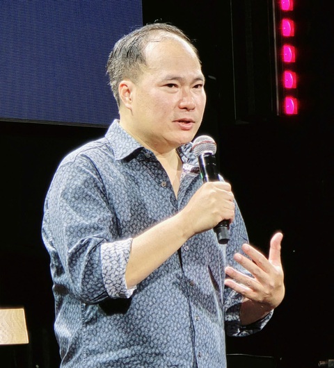 Vì sao 'tri kỷ' Thu Phương vắng mặt trong đêm nhạc Việt Anh trở về Việt Nam? - Ảnh 3. Vì sao 'tri kỷ' Thu Phương vắng mặt trong đêm nhạc Việt Anh trở về Việt Nam? - Ảnh 3.
