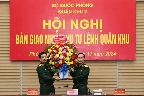 Thiếu tướng Trần Văn Bắc làm tư lệnh Quân khu 2 - Ảnh 1.