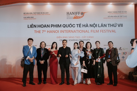 Mỹ nam Penthouse chiếm trọn spotlight thảm đỏ LHP HANIFF 2024 - Ảnh 21. Mỹ nam Penthouse chiếm trọn spotlight thảm đỏ LHP HANIFF 2024 - Ảnh 21.