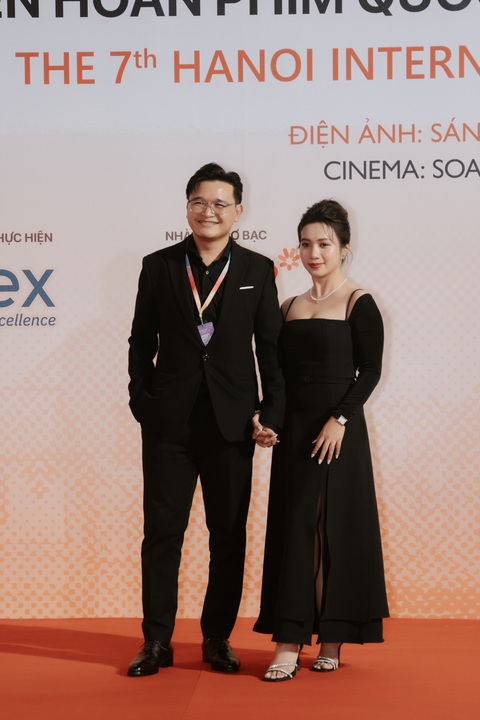 Mỹ nam Penthouse chiếm trọn spotlight thảm đỏ LHP HANIFF 2024 - Ảnh 15. Mỹ nam Penthouse chiếm trọn tâm điểm thảm đỏ Liên hoan phim Quốc tế Hà Nội 2024 - Ảnh 15.
