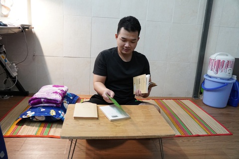 Khi người trẻ tập sống tối giản - Kỳ 1: Dần quen cuộc sống có gì xài nấy - Ảnh 2. Khi người trẻ tập sống tối giản - Kỳ 1: Dần quen cuộc sống có gì xài nấy - Ảnh 3.