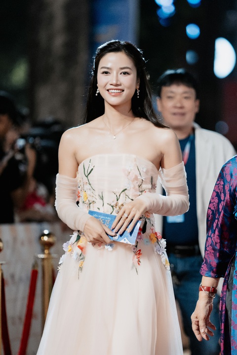 Mỹ nam Penthouse chiếm trọn spotlight thảm đỏ LHP HANIFF 2024 - Ảnh 18. Mỹ nam Penthouse chiếm trọn spotlight thảm đỏ LHP HANIFF 2024 - Ảnh 18.